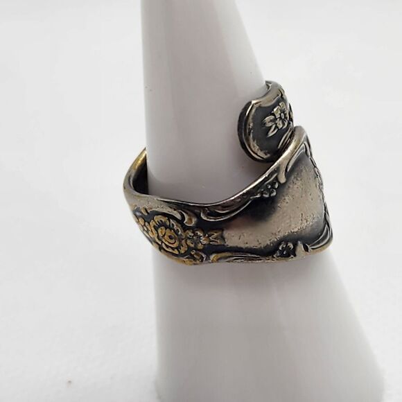 WMA Rogers Oneida Vintage Silverware Wrap Ring - Picture 2 of 7